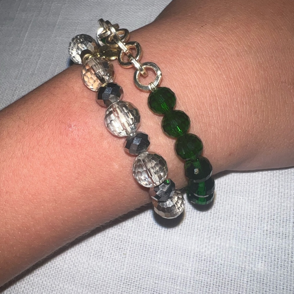 Chic Emerald and Silver Ermish Bracelet